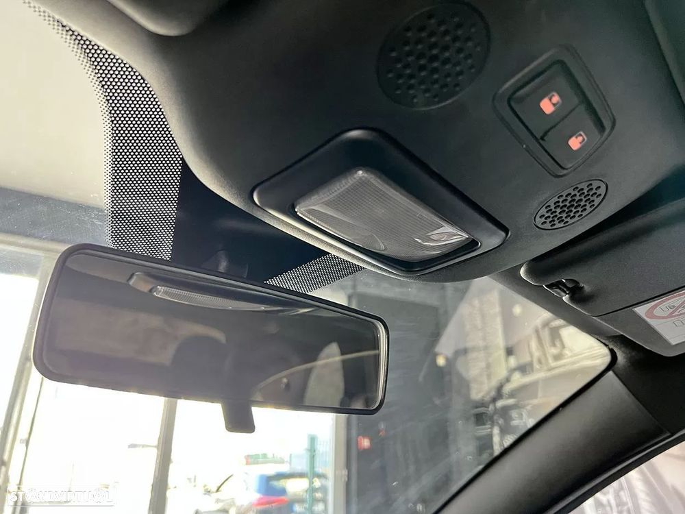 Fiat 500C 1.0 Hybrid Star - 21