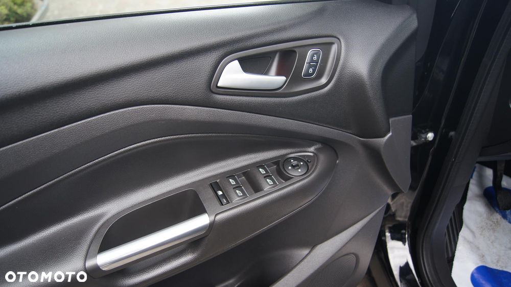 Ford Kuga 2.0 TDCi 4WD Titanium Plus - 12
