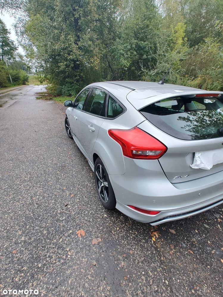 Ford Focus - 5