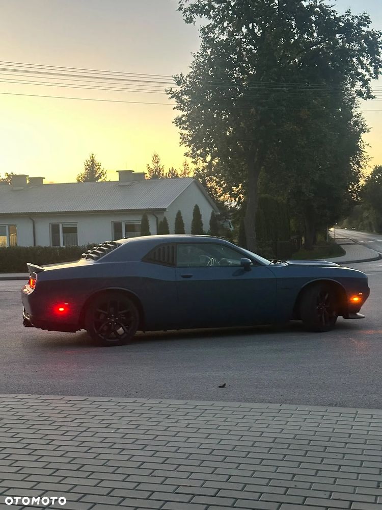 Dodge Challenger 5.7 R/T - 16
