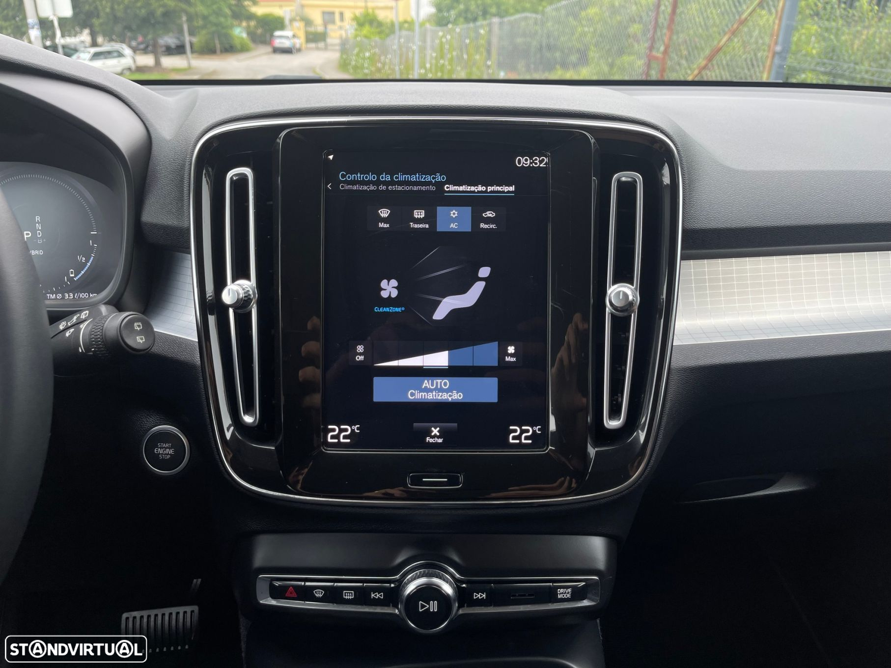 Volvo XC 40 1.5 T4 PHEV Inscription - 25