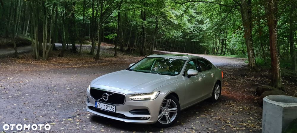 Volvo S90 D4 Momentum - 26