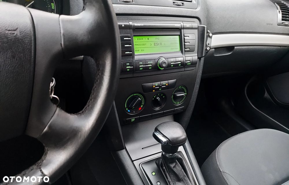 Skoda Octavia 1.6 Automatik Team Edition - 29