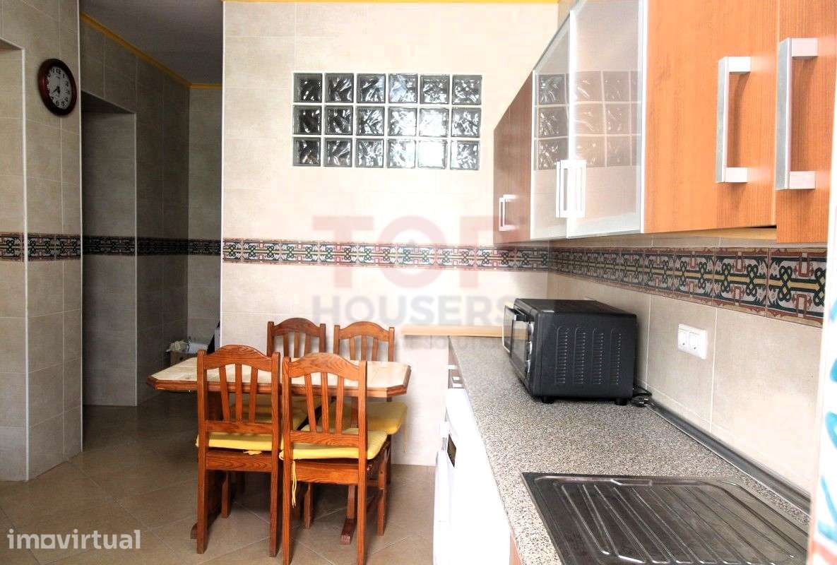 T4 com traços tradicionais em Olhão - Grande imagem: 2/30