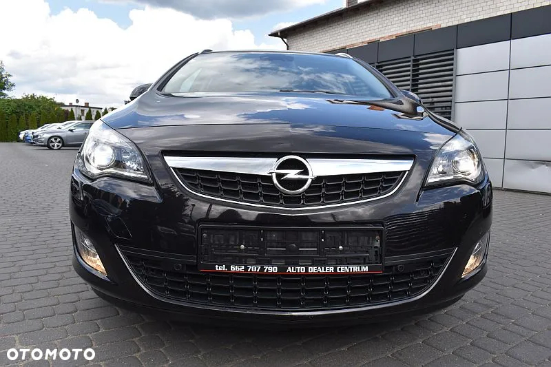 Opel Astra IV 1.4 T Cosmo - 38