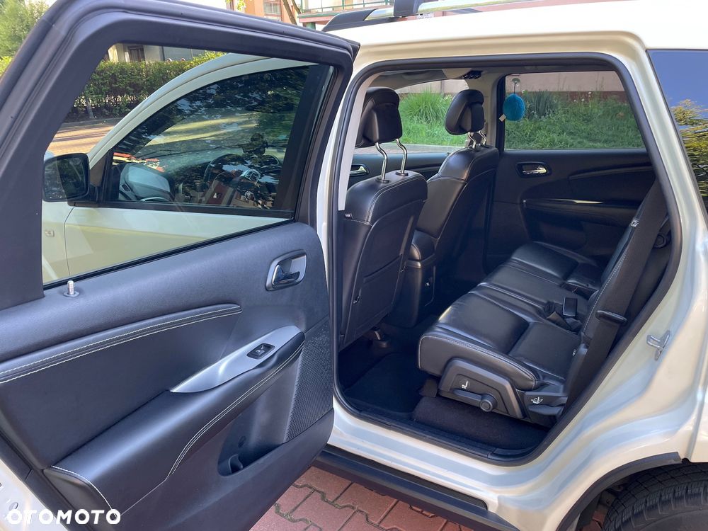 Fiat Freemont 2.0 Multijet 16V DPF Automatik Allrad Lounge - 16