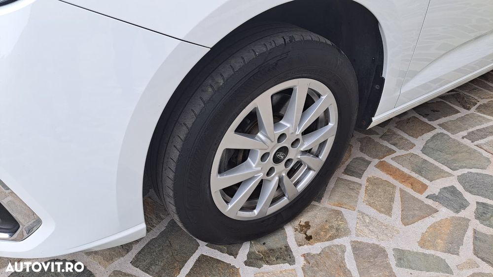 Ford Tourneo Connect 2.0L EcoBlue LWB Titanium - 12