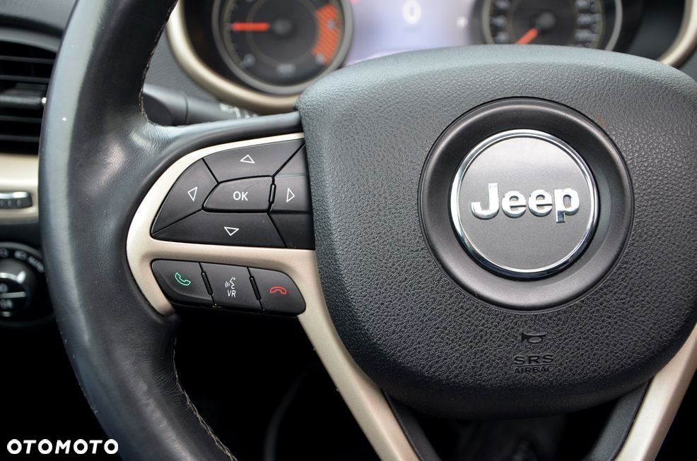 Jeep Cherokee 2.0 MJD Active Drive II Limited - 22