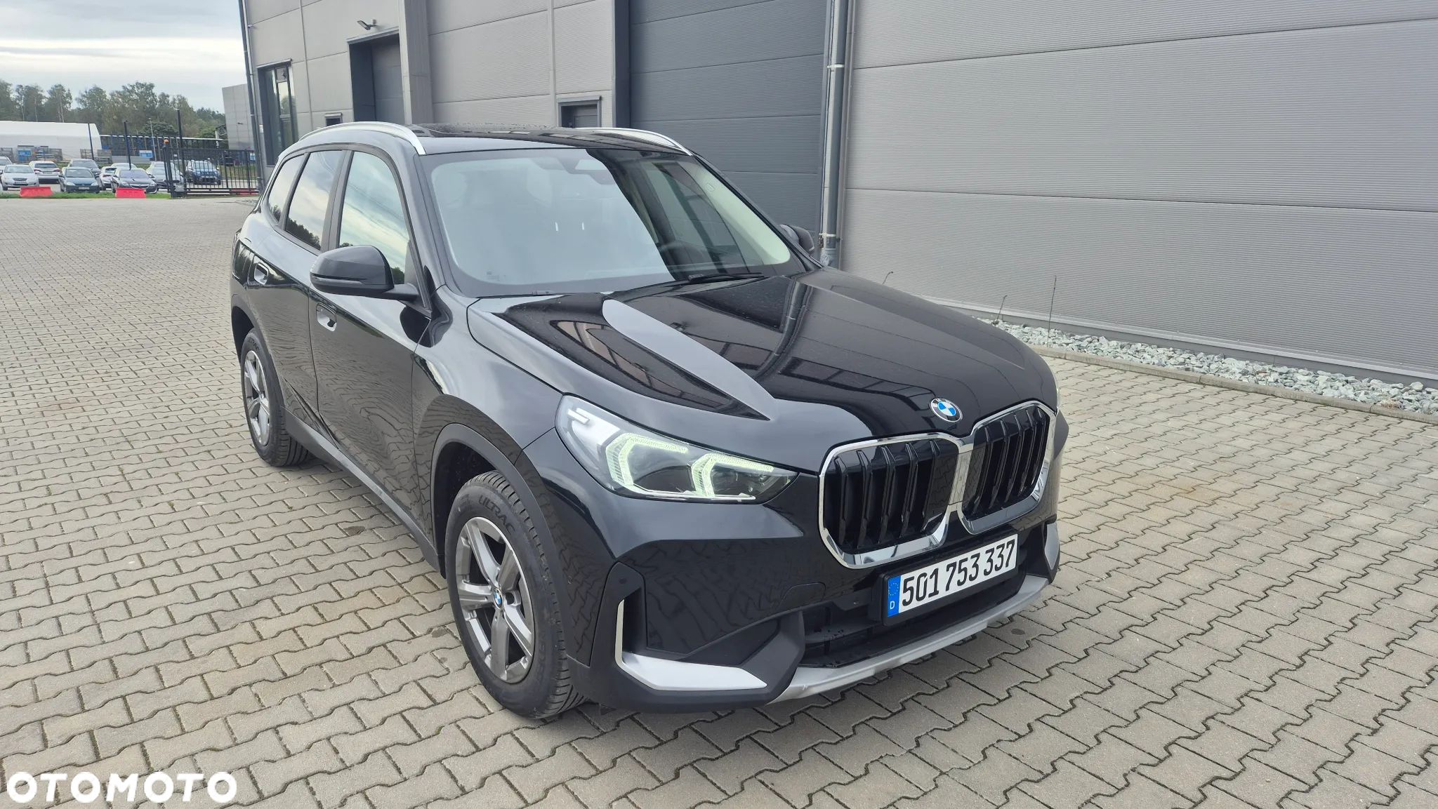 BMW X1 - 1
