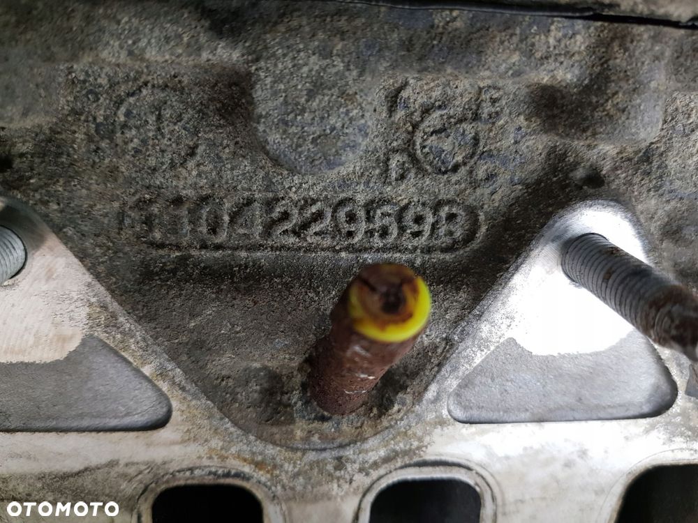 głowica silnika 110422959r trafic iii vivaro b 1.6 dci biturbo komplet - 15