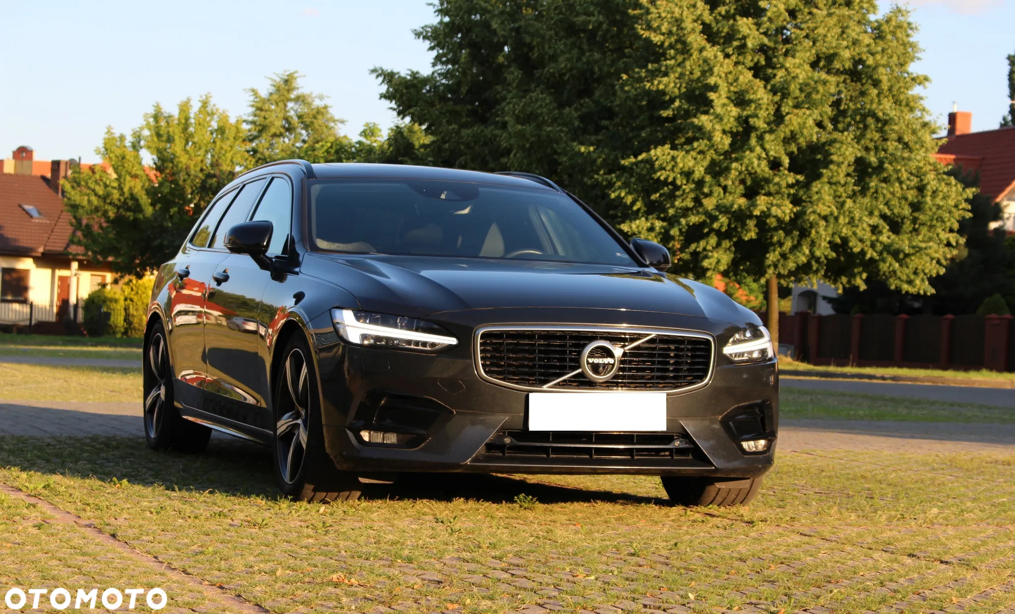 Volvo V90 D4 Geartronic R Design - 5