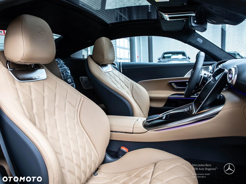 Mercedes-Benz AMG GT - 7