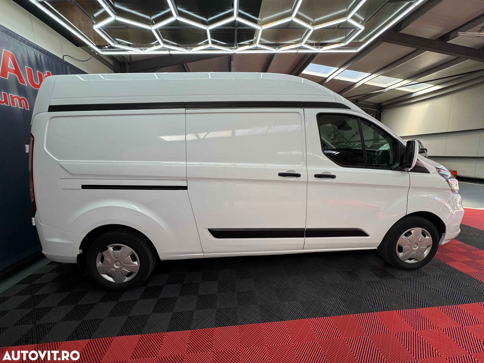 Ford Transit - 4