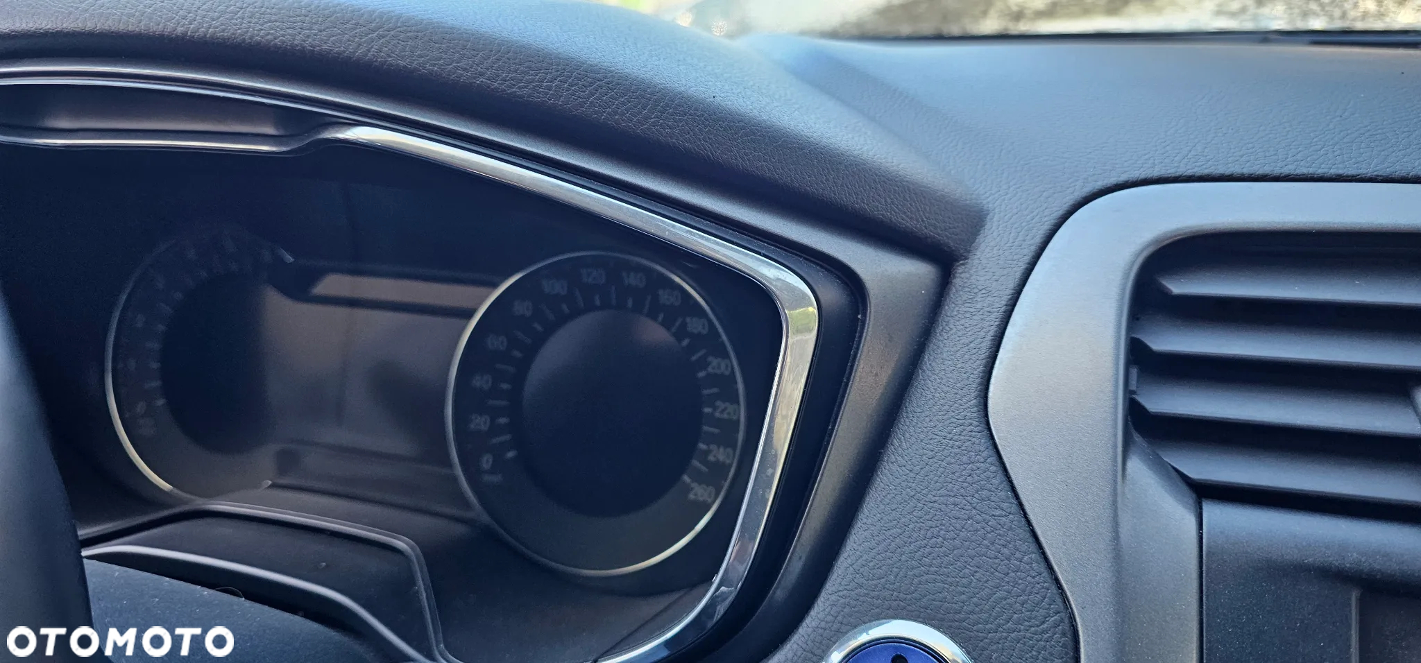 Ford Mondeo 2.0 TDCi Titanium PowerShift - 8