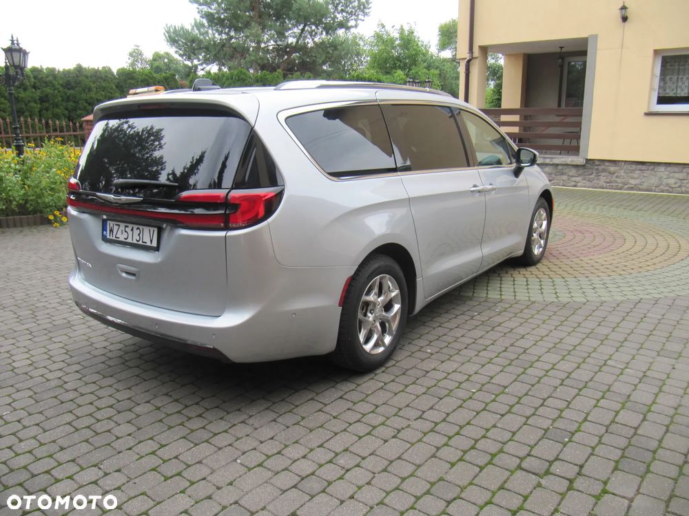 Chrysler Pacifica 2023 photo 4