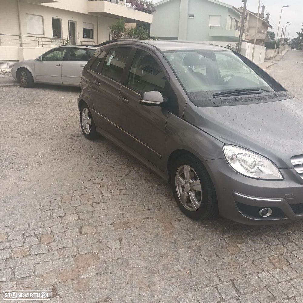 Mercedes-Benz B 180 CDI - 6