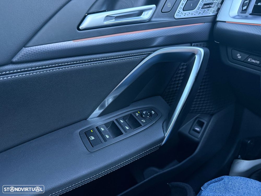 BMW iX1 xDrive30 Pack Desportivo M - 19