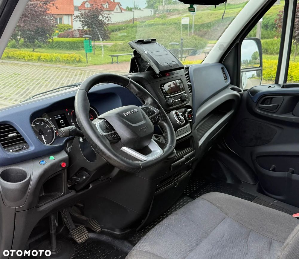 Iveco Daily 3,0 L❗35S18❗Kontener 8EP❗Winda 750KG❗HI-MATIC - 9