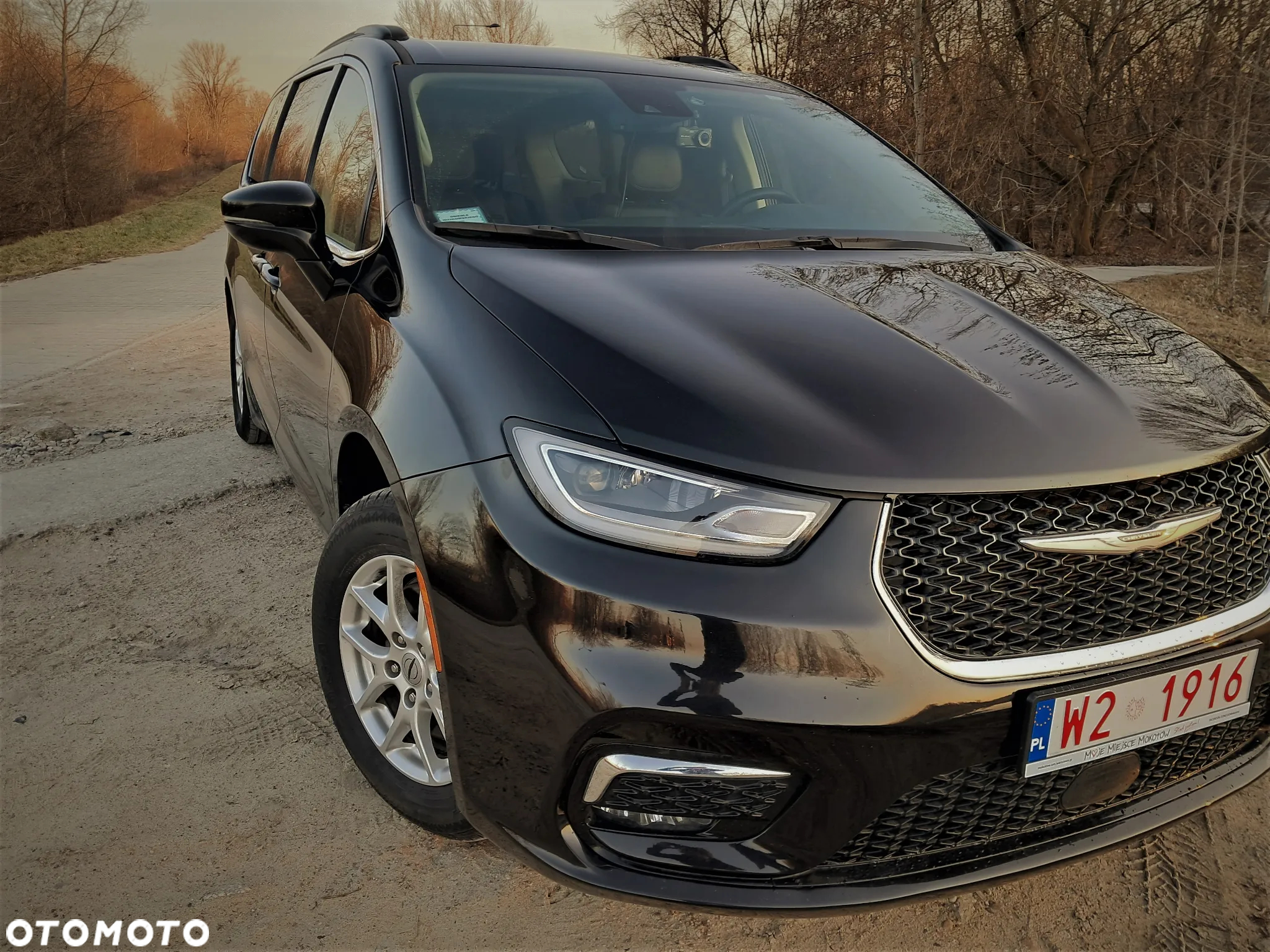 Chrysler Pacifica - 6