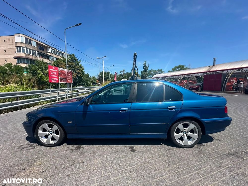 BMW Seria 5 520d - 3