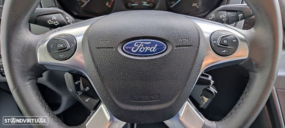 Chausson Titanium 708 (Cama central 7.10mt e sala face a face) - 31