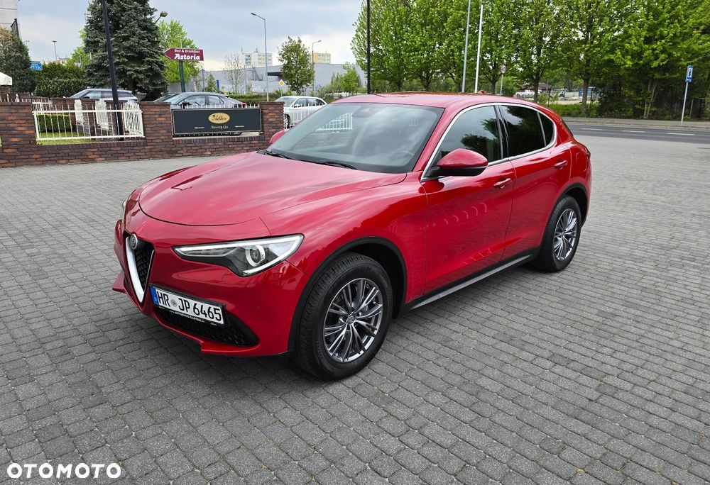 Alfa Romeo Stelvio 2.2 16V AT8 Q4 Lusso - 1
