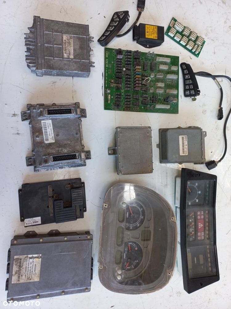 Części Zegar,Licznik,Komputer,Sterownik,case,cs,mxu,deutz,new holland,styer,cnh,82032694,6009076013..620205798..Al110388..0538201043..82022809,,ECU,, BRR-400147R1A,,1-41-258-101,ehr,0538 201 009,0538 201007,bosch,s1x-11 G2 AMP96 NFD CSD CONTROL, 11-32VDC,SAUER DANFOSS. - 1