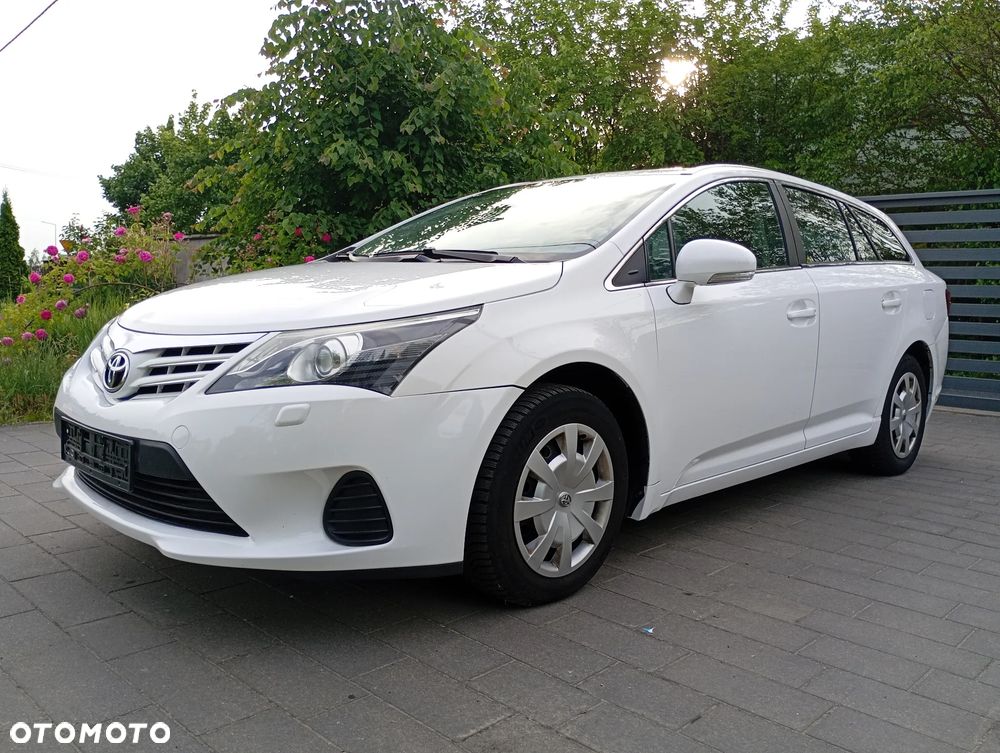 Toyota Avensis - 25