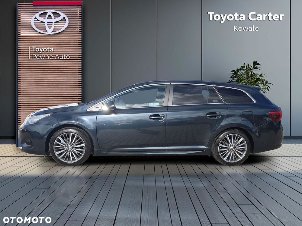 Toyota Avensis 2015 photo 2