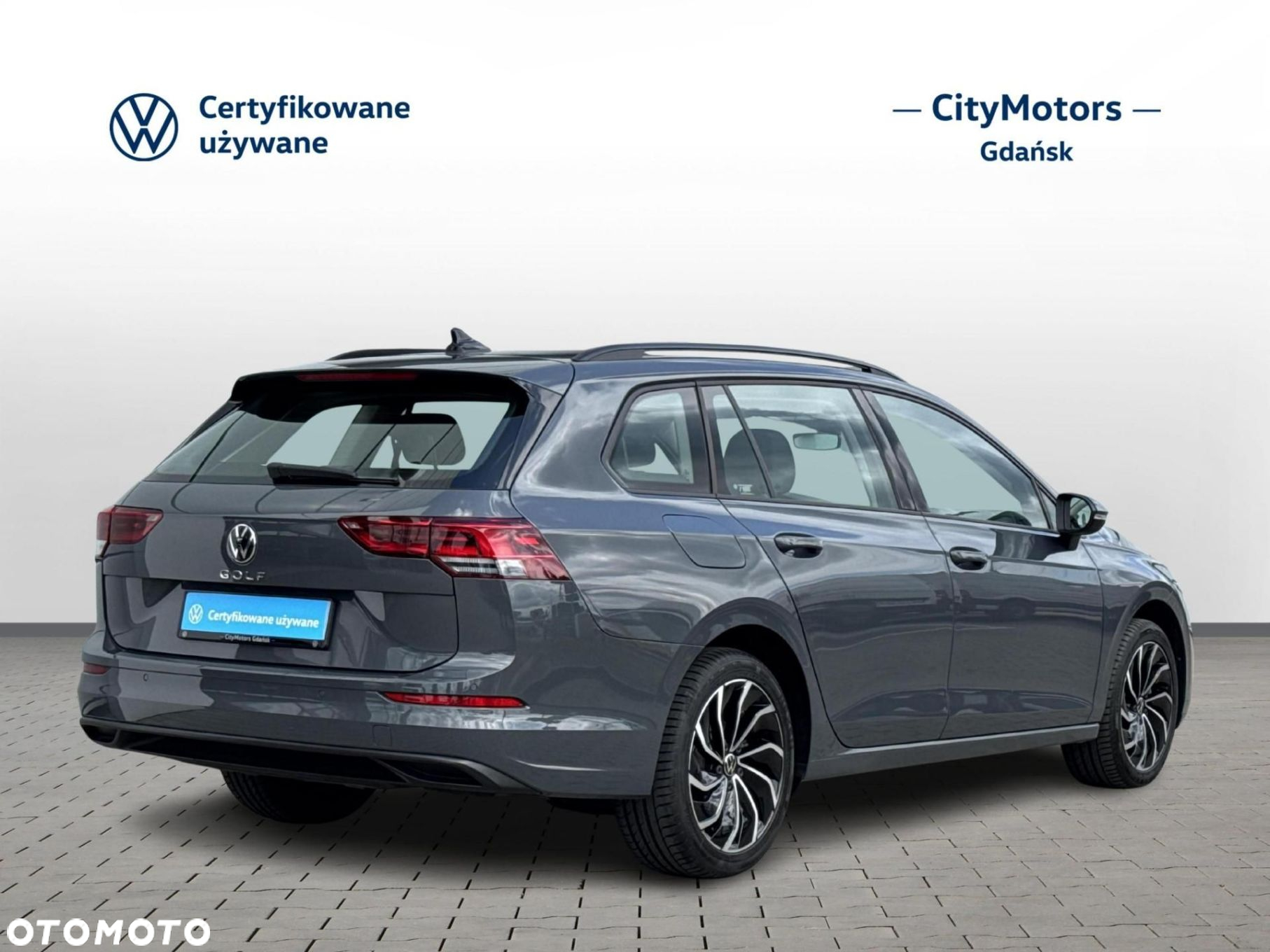 Volkswagen Golf - 5