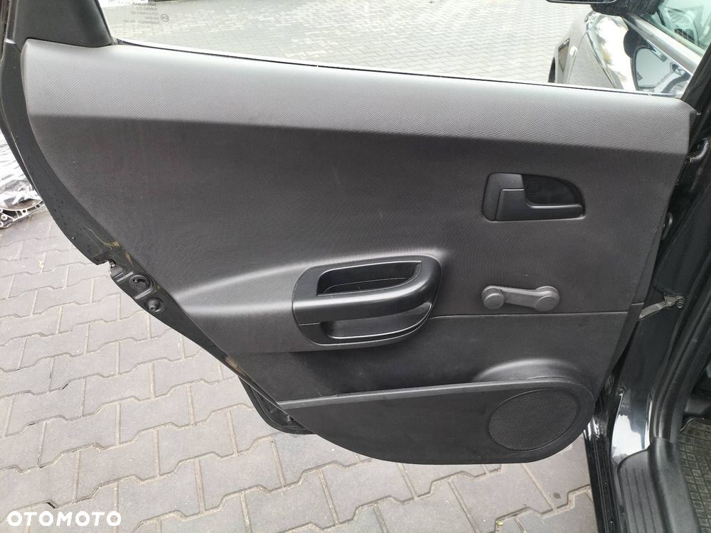 BOCZEK BOCZKI DRZWI KOMPLET KIA CEED I HB 5D - 3