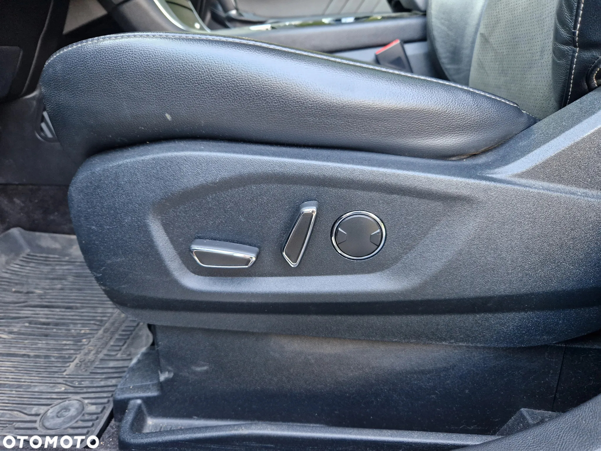 Ford Edge - 15