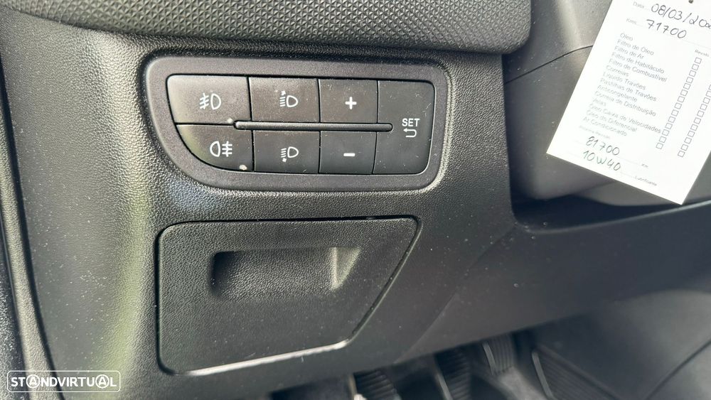 Fiat Punto 1.2 Lounge S&S - 32