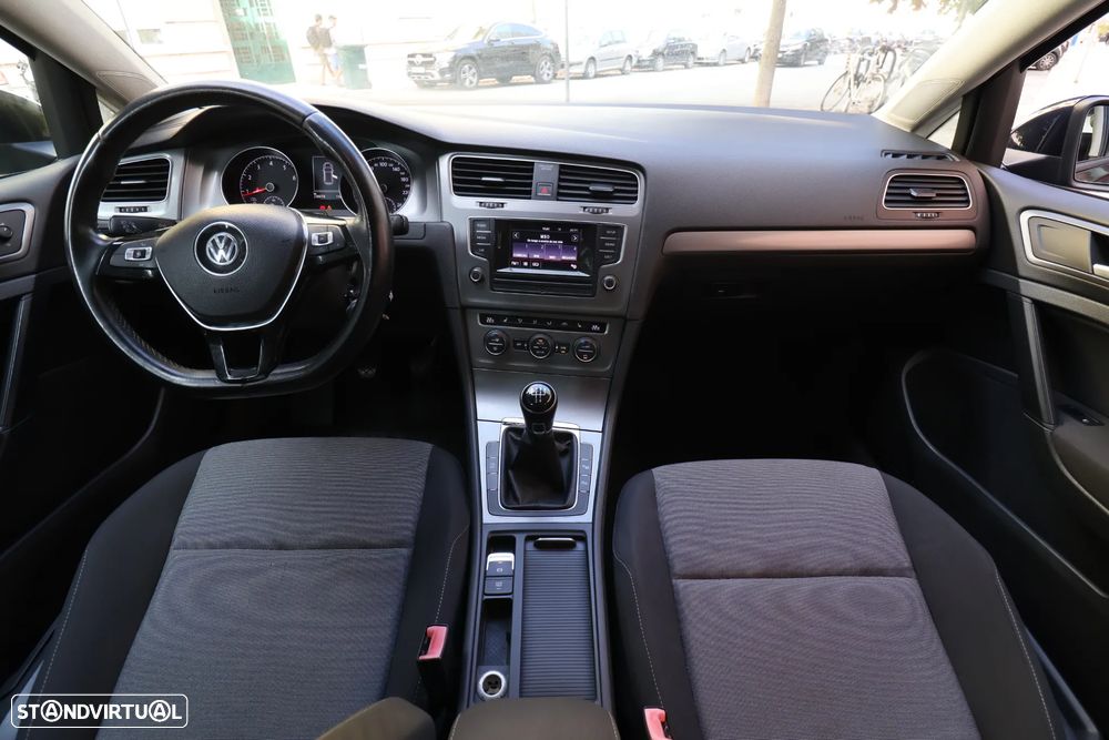 VW Golf 1.2 TSi Comfortline - 24