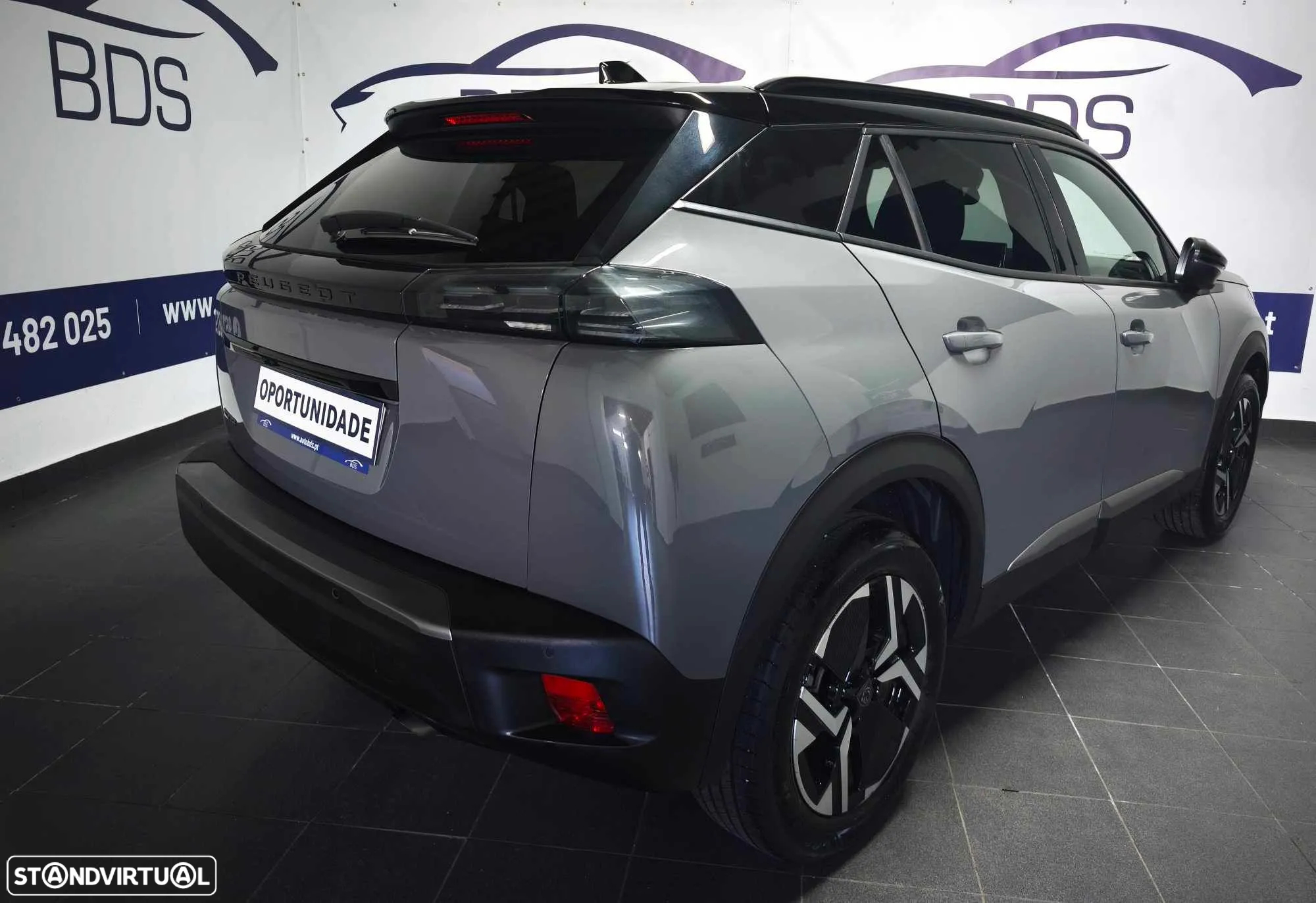 Peugeot 2008 1.2 PureTech Allure Pack - 8