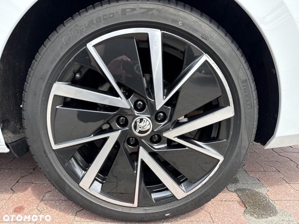 Skoda Octavia 1.5 TSI mHEV Sportline DSG - 9