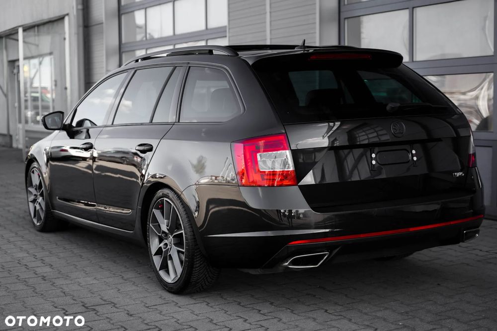 Skoda Octavia 2.0 TDI RS DSG - 14