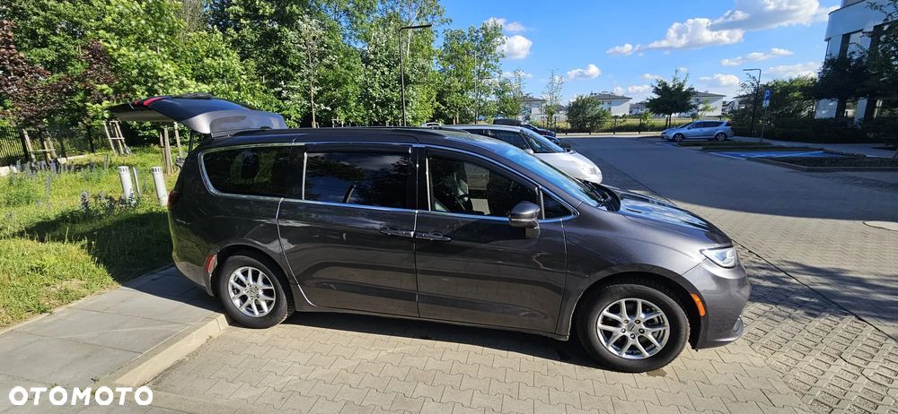 Chrysler Pacifica - 6