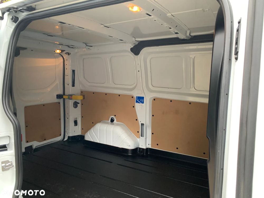 Ford Transit Custom L1H1 300S Lift Trend Mocny silnik 2.0TDCI Euro-6 VAN z Homologacją VAT-1 - 15