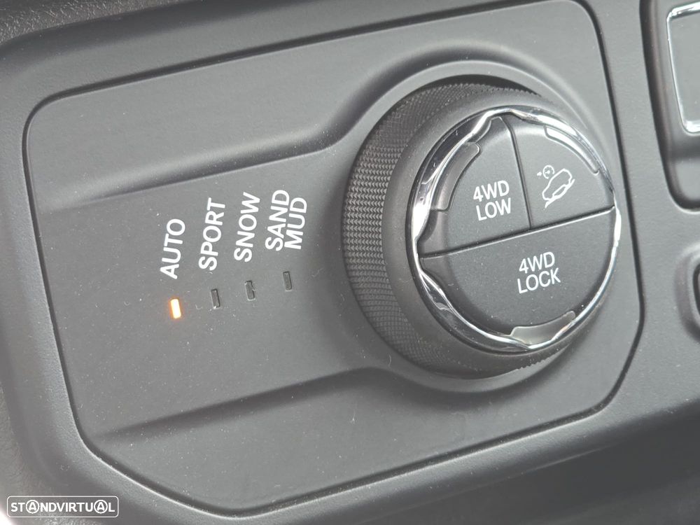 Jeep Renegade 1.3 TG Upland - 19