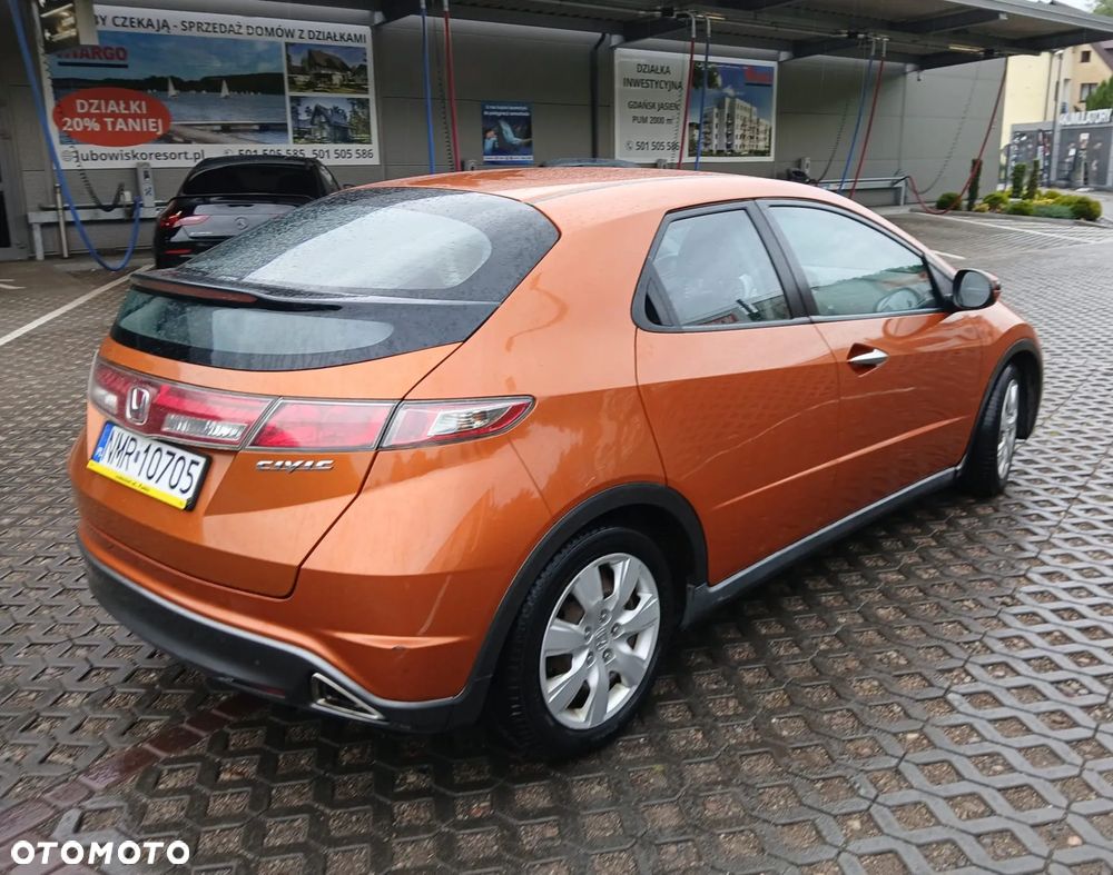 Honda Civic 1.8 Comfort - 2
