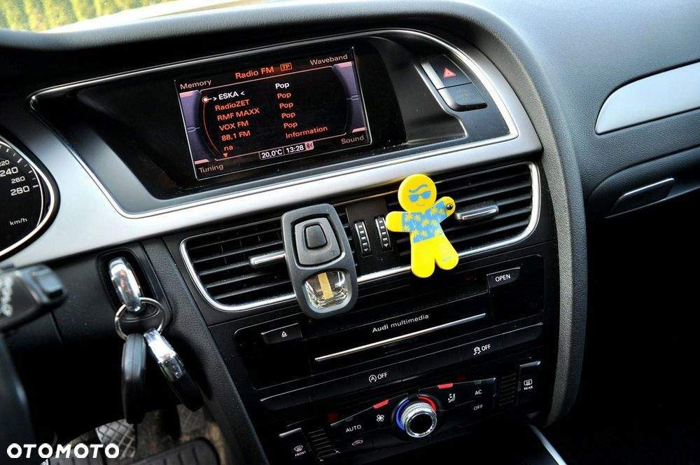 Audi A4 Avant 2.0 TDI DPF Ambiente - 15