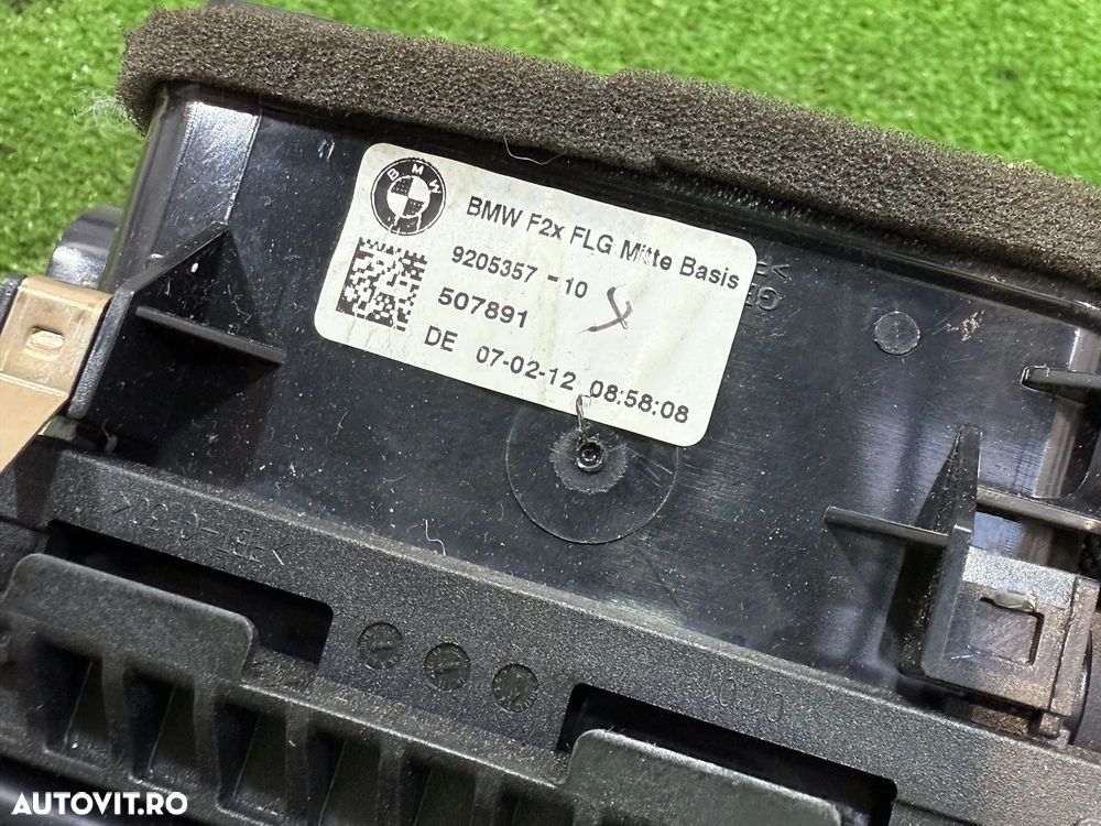 GRILA CENTRALA VENTILATIE BMW 116I SERIA 1 F20 F21 2012 COD OEM 920535710 507891 2011-2019 - 8