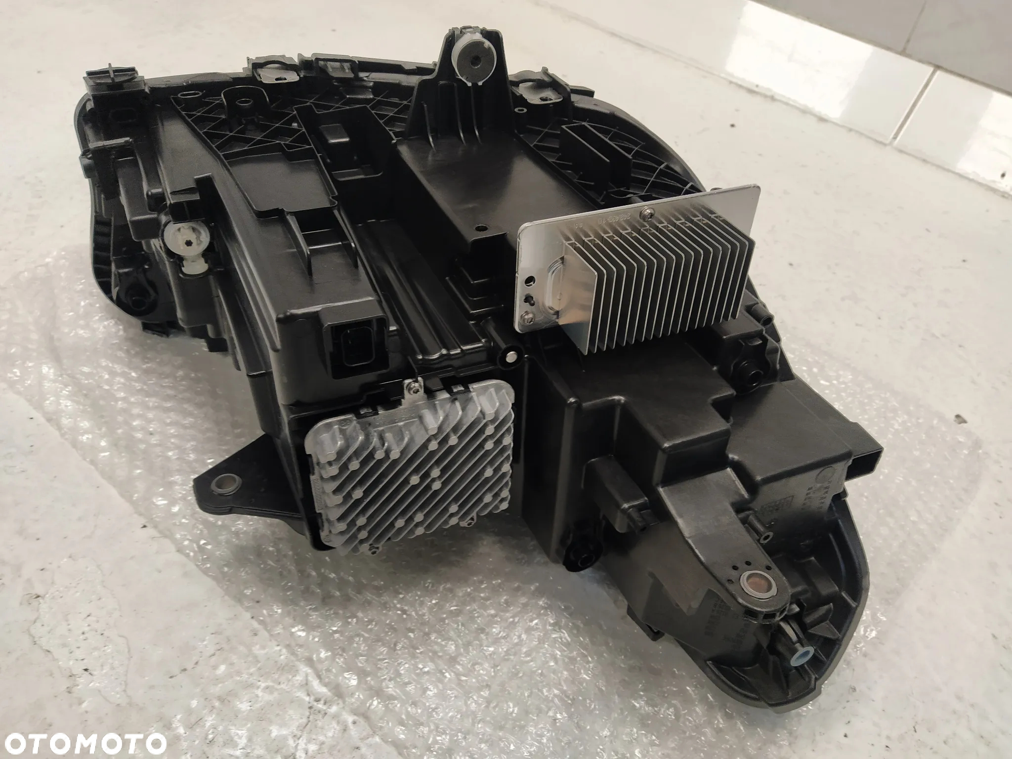BMW X1 U11 REFLEKTOR LAMPA PRZÓD PRZEDNIA LEWA FULL LED PRZETWORNICA KOMPLETNA USA CIEMNY ŚRODEK ORYGINAŁ NOWY - 11