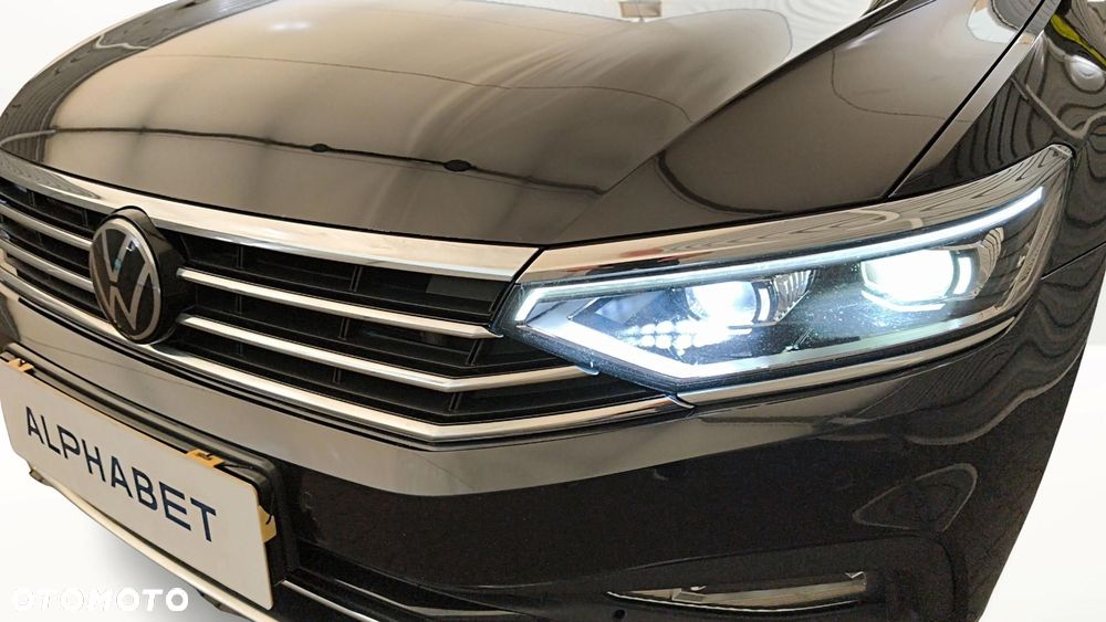 Volkswagen Passat - 33
