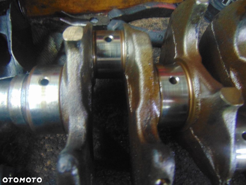 Wał korbowy Mitshubishi galant 2,0 16 v - 5