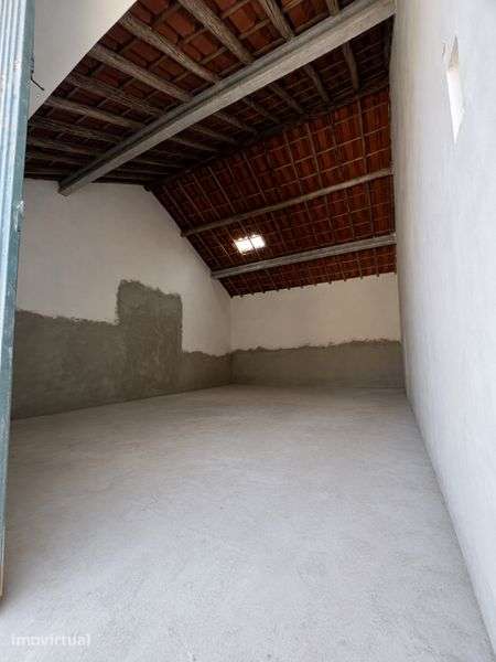 Armazem para arrendar - Santarem - Grande imagem: 3/8