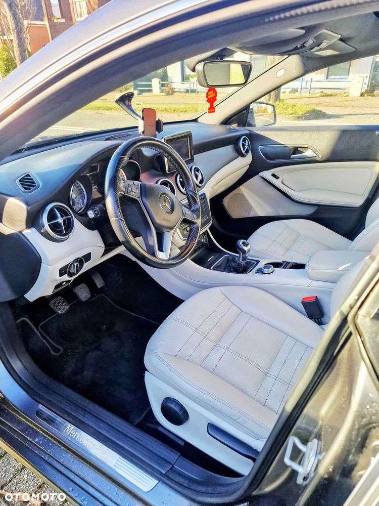 Mercedes-Benz CLA - 7