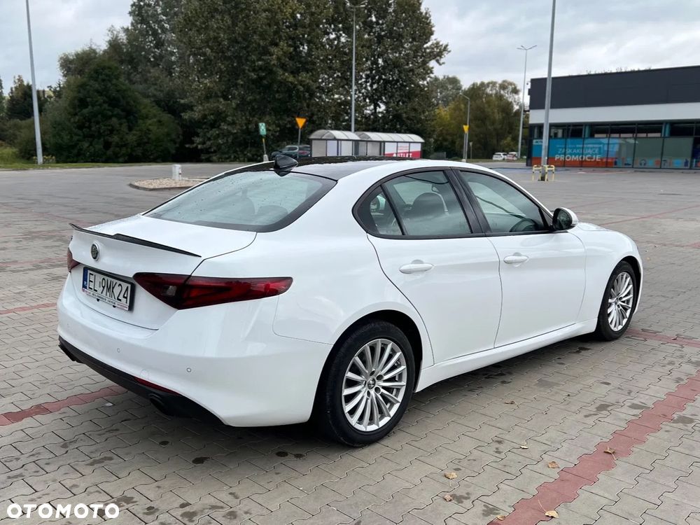 Alfa Romeo Giulia 2.0 Turbo Sprint Q4 - 2