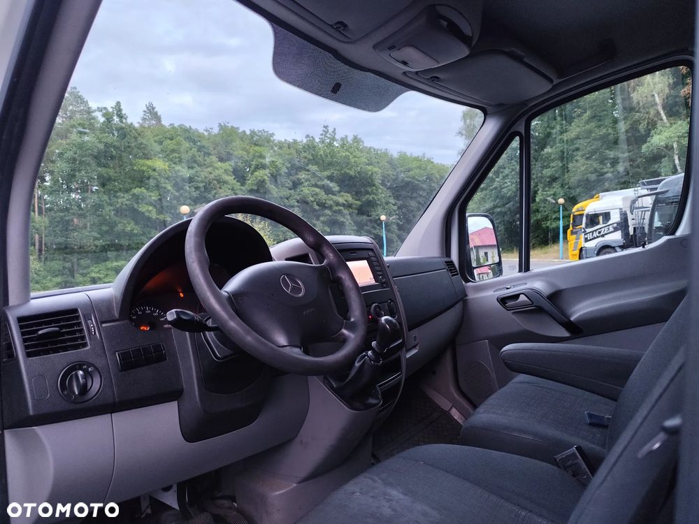 Mercedes-Benz SPRINTER - 7